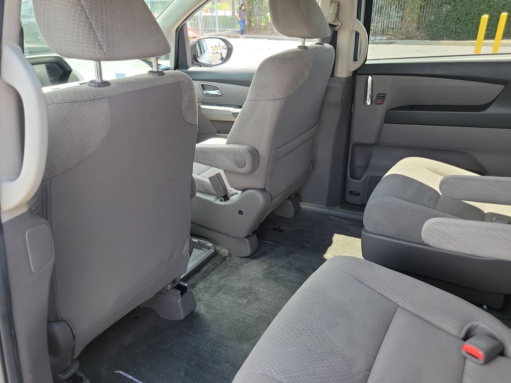 Used 2014 Honda Odyssey LX image 14