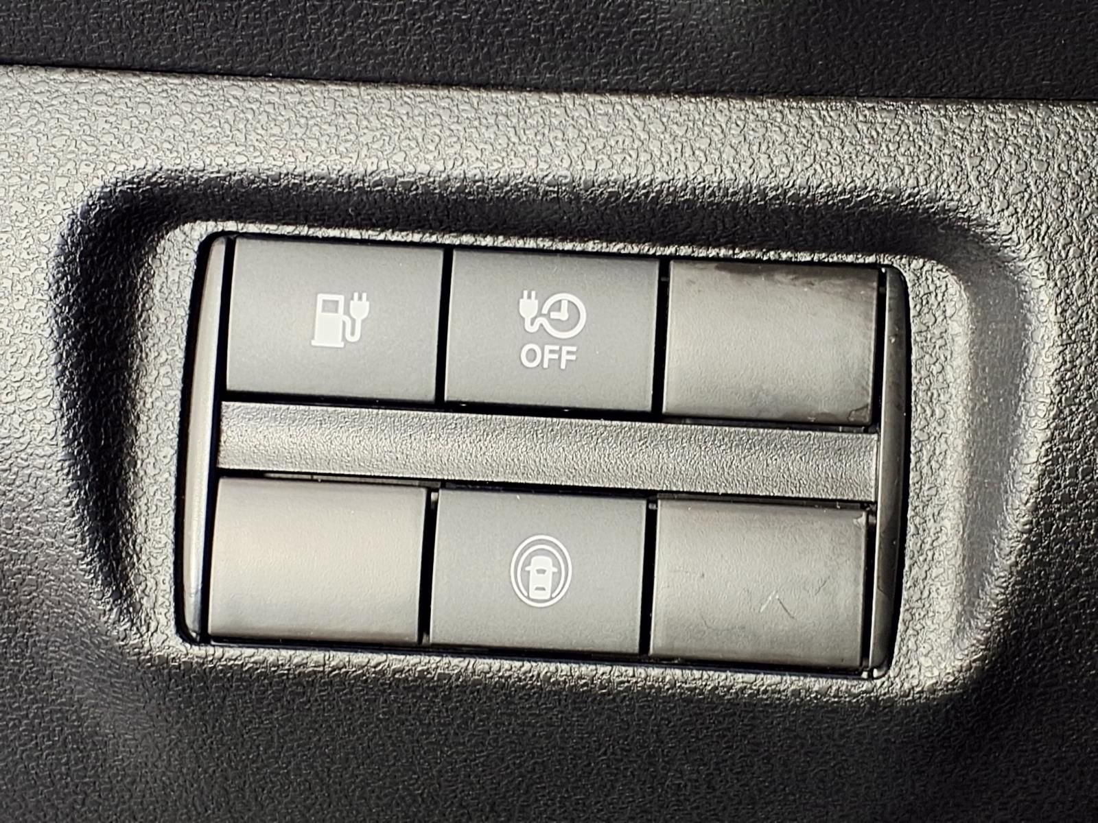 Used 2022 Nissan Leaf S Plus image 16