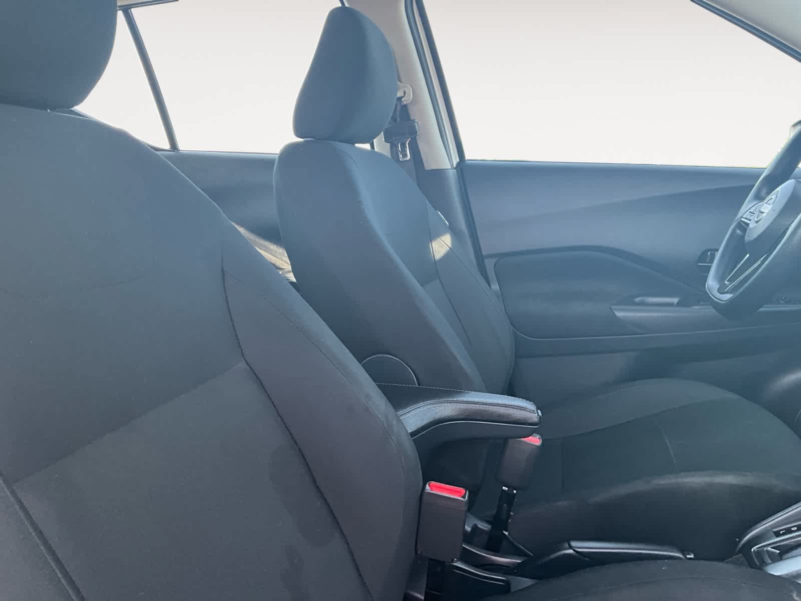 Used 2025 Nissan Kicks Play S FWD image 12