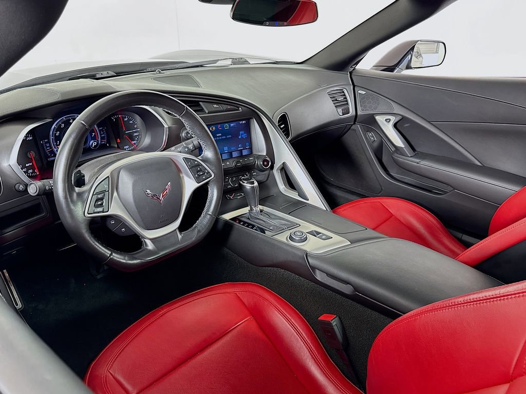 Used 2019 Chevrolet Corvette Stingray Coupe w/ Carbon Flash Badge Package RWD image 32