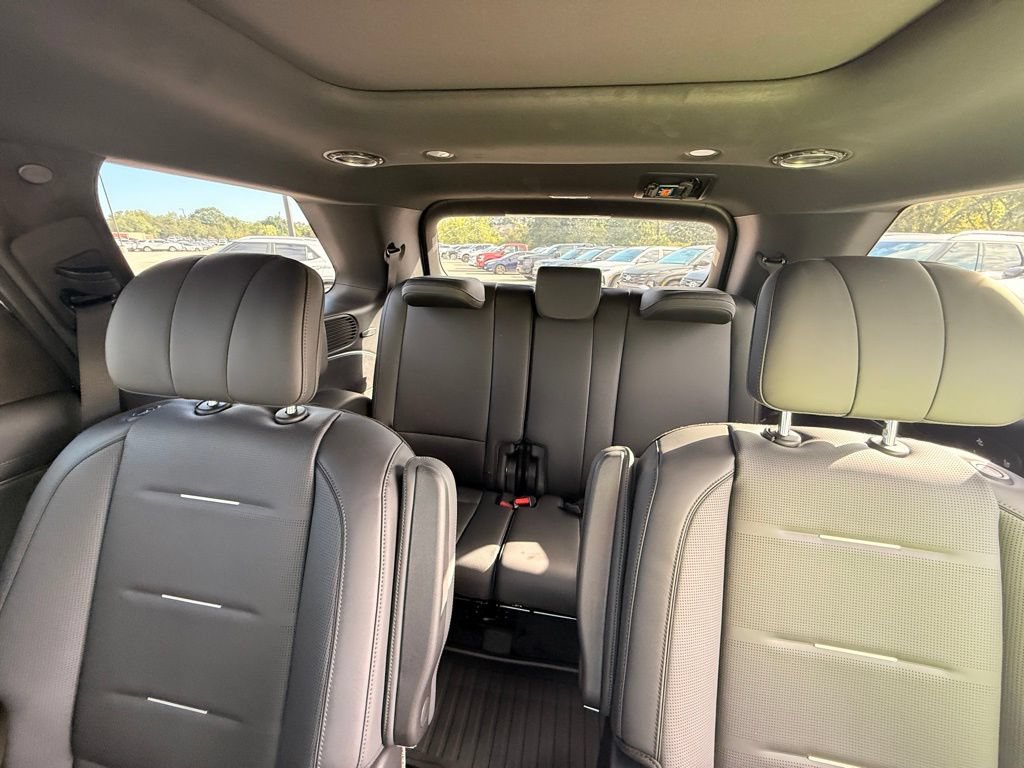 New 2026 Hyundai Palisade Calligraphy FWD image 12