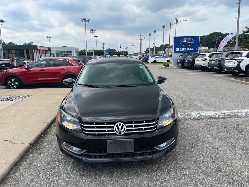 Used 2012 Volkswagen Passat TDI SEL Premium FWD image 8