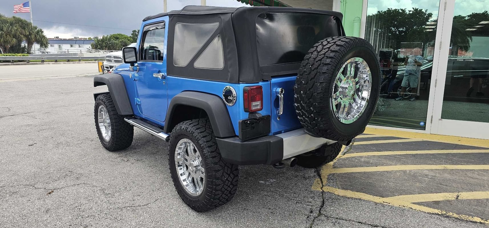 Used 2010 Jeep Wrangler Sport AWD/4WD image 3