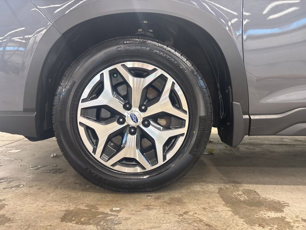 Used 2021 Subaru Forester Premium AWD/4WD image 23