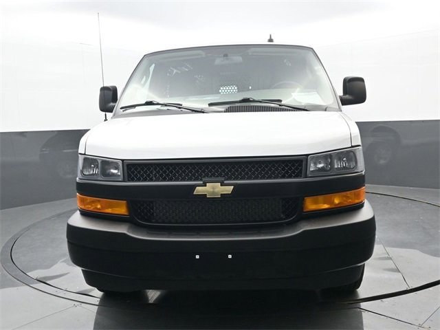 Used 2023 Chevrolet Express 2500 Extended image 15