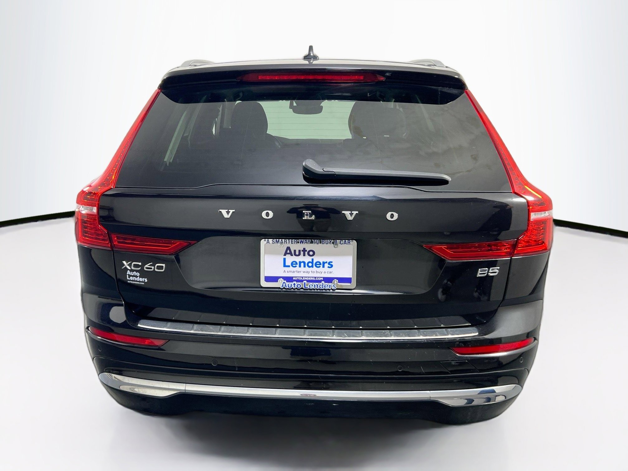 Used 2022 Volvo XC60 B5 Inscription w/ Advanced Package FWD image 6