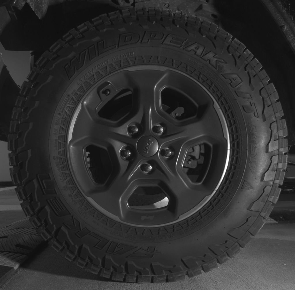 Used 2018 Jeep Wrangler Unlimited Sahara AWD/4WD image 10