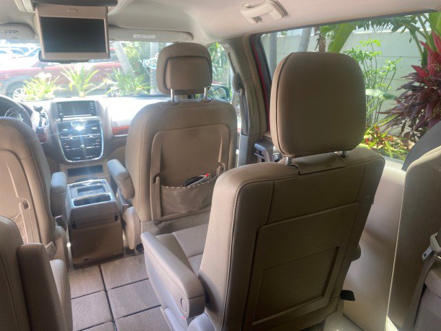Used 2012 Chrysler Town & Country Touring w/ Entertainment Group #1 image 71