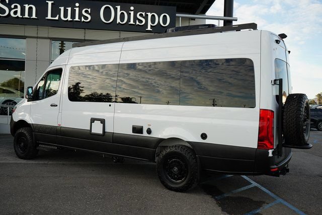 Used 2023 Mercedes-Benz Sprinter 2500 image 4