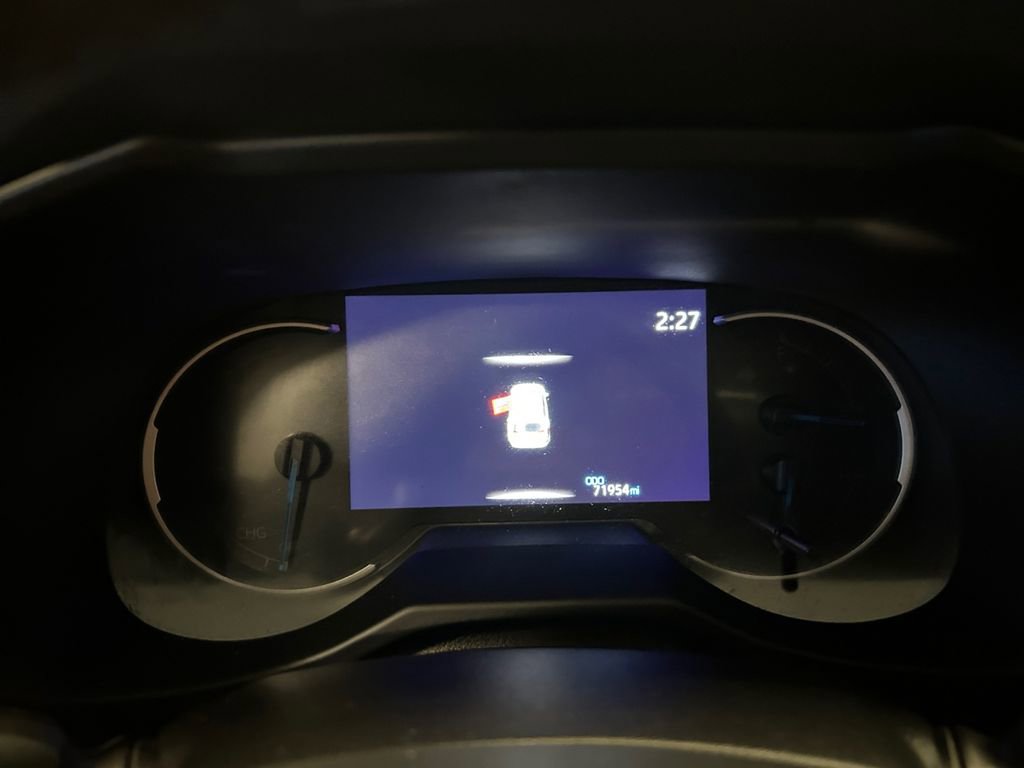 Used 2021 Toyota RAV4 Limited image 21