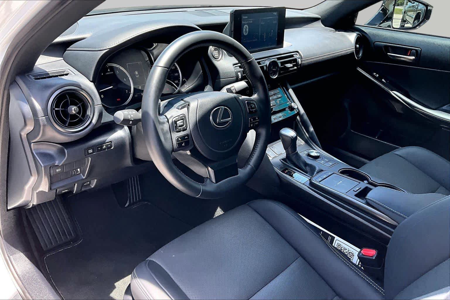 Used 2025 Lexus IS 350 F Sport w/ Accessory Package RWD image 18
