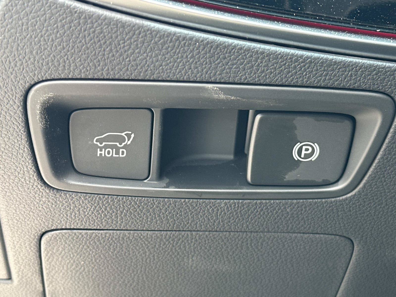 Used 2025 Genesis GV70 3.5T Sport w/ Sport Advanced Package AWD/4WD image 26