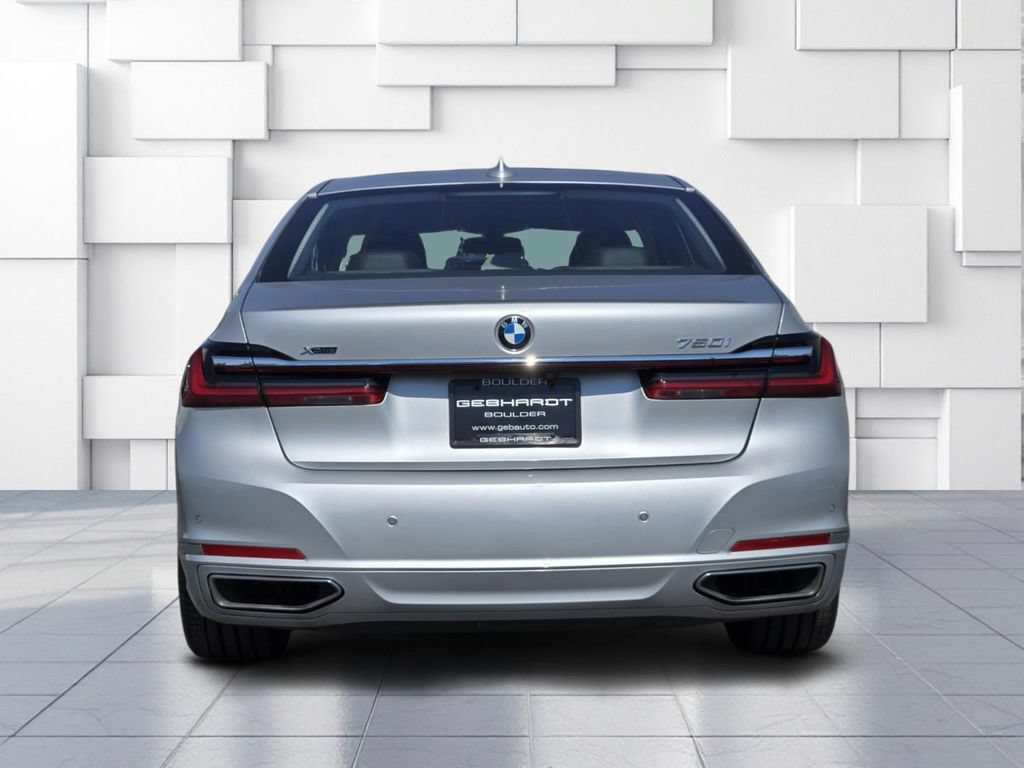 Used 2020 BMW 750i xDrive w/ Executive Package AWD/4WD image 6
