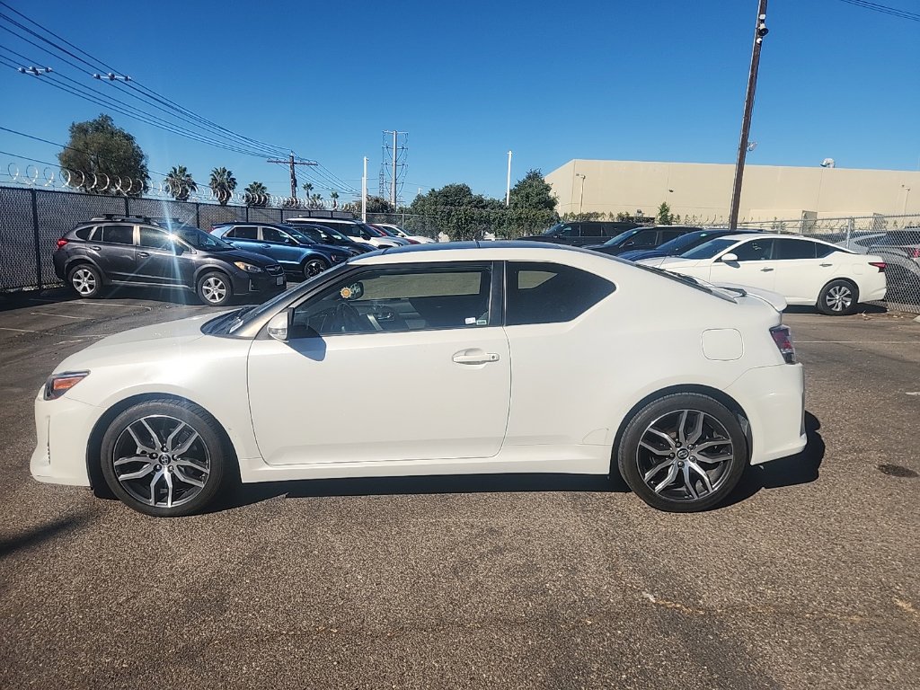 Used 2016 Scion tC FWD image 10