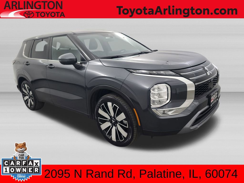 Used 2025 Mitsubishi Outlander SE AWD/4WD image 1