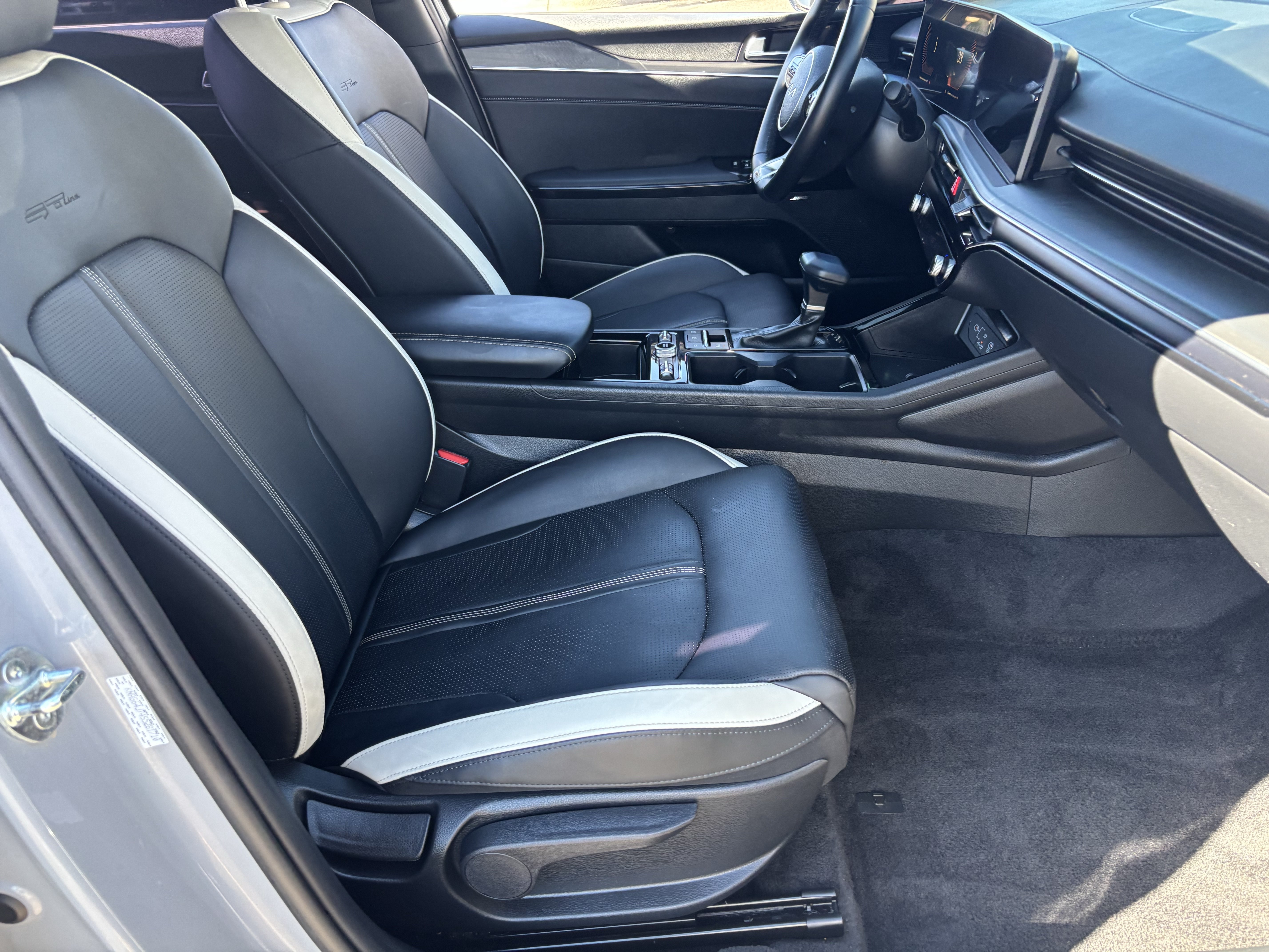 Certified 2025 Kia K5 GT-Line w/ GT-Line Premium Package FWD image 10