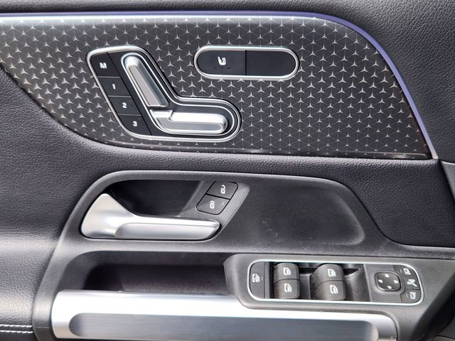 Certified 2024 Mercedes-Benz GLB 250 4MATIC image 11