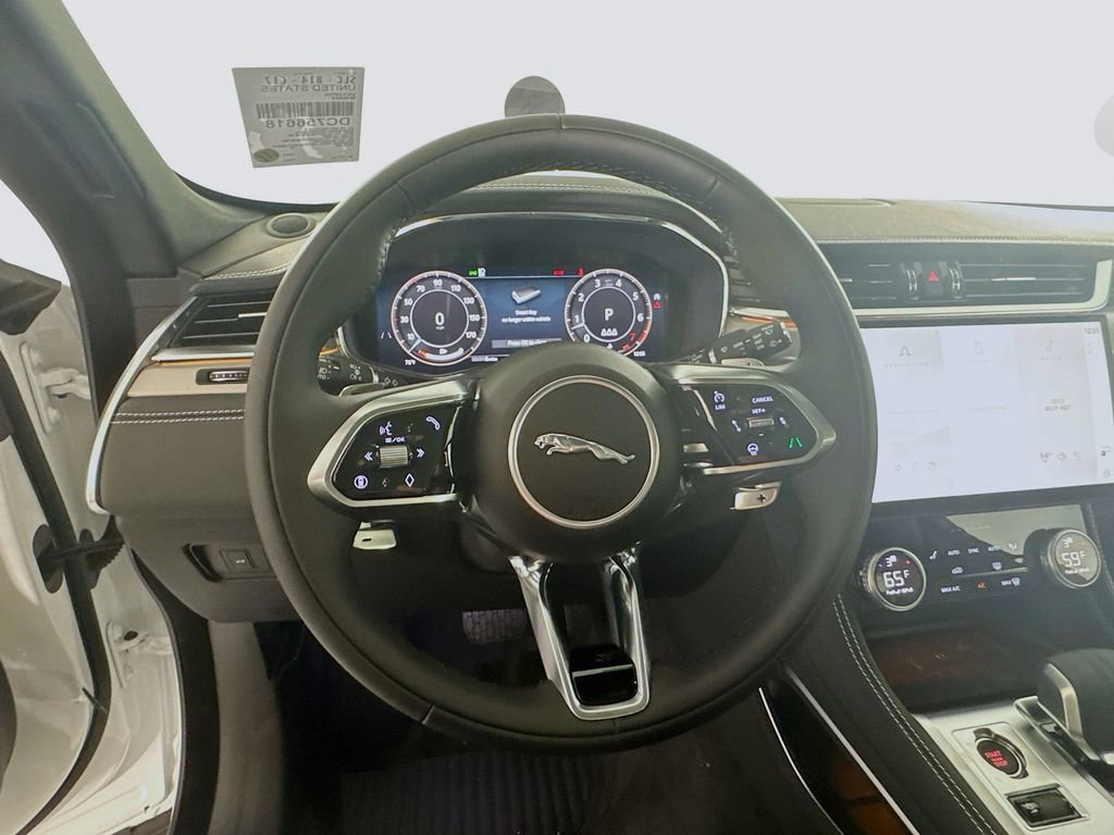 New 2026 Jaguar F-PACE R-Dynamic S image 10