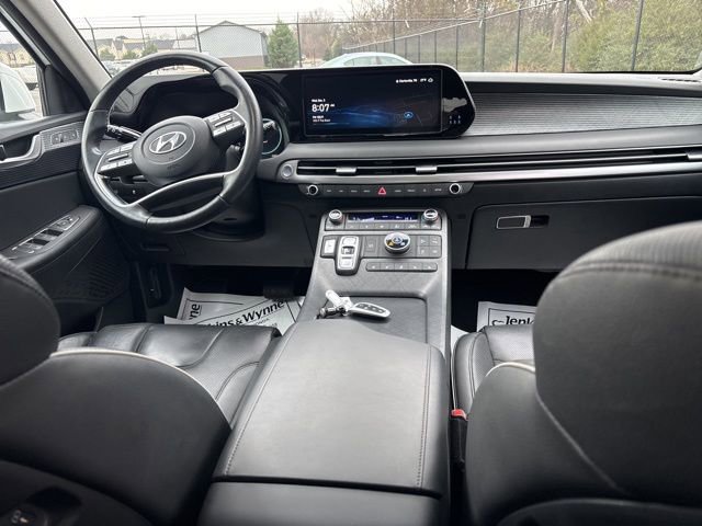 Used 2023 Hyundai Palisade Limited w/ Cargo Package image 9