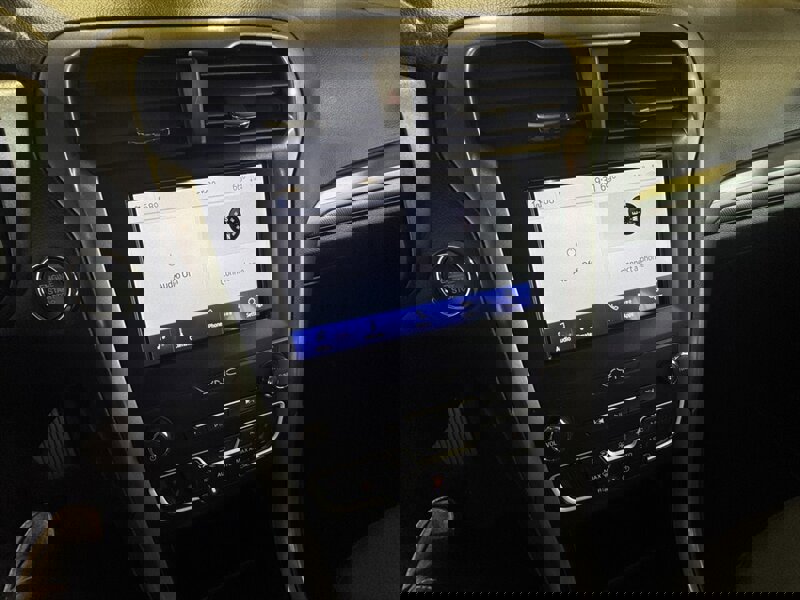 Used 2020 Ford Fusion SE image 20