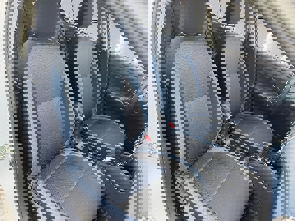 Used 2025 Nissan Versa SV w/ Trunk Package image 14