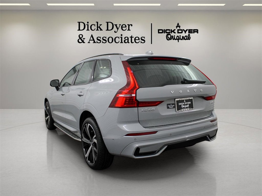 Certified 2025 Volvo XC60 T8 Ultra w/ Protection Package Premier image 5