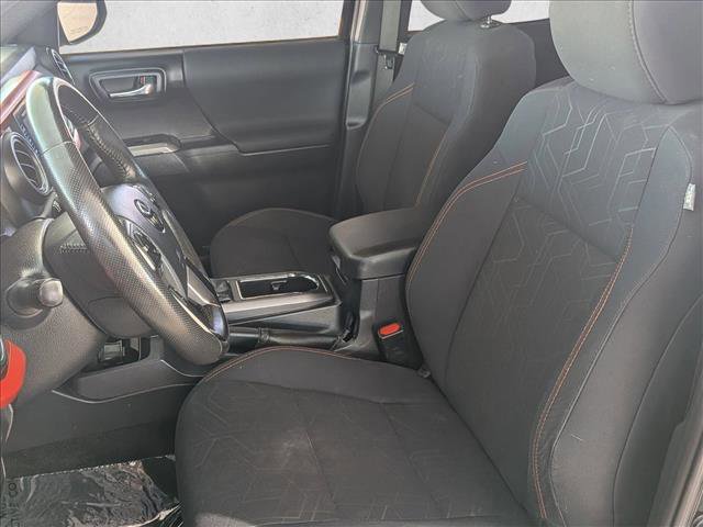 Used 2019 Toyota Tacoma TRD Off-Road image 14