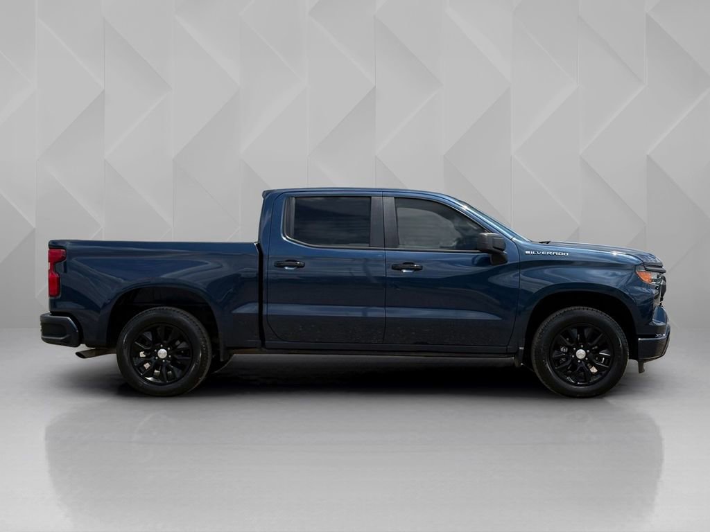 Used 2023 Chevrolet Silverado 1500 Custom RWD image 4