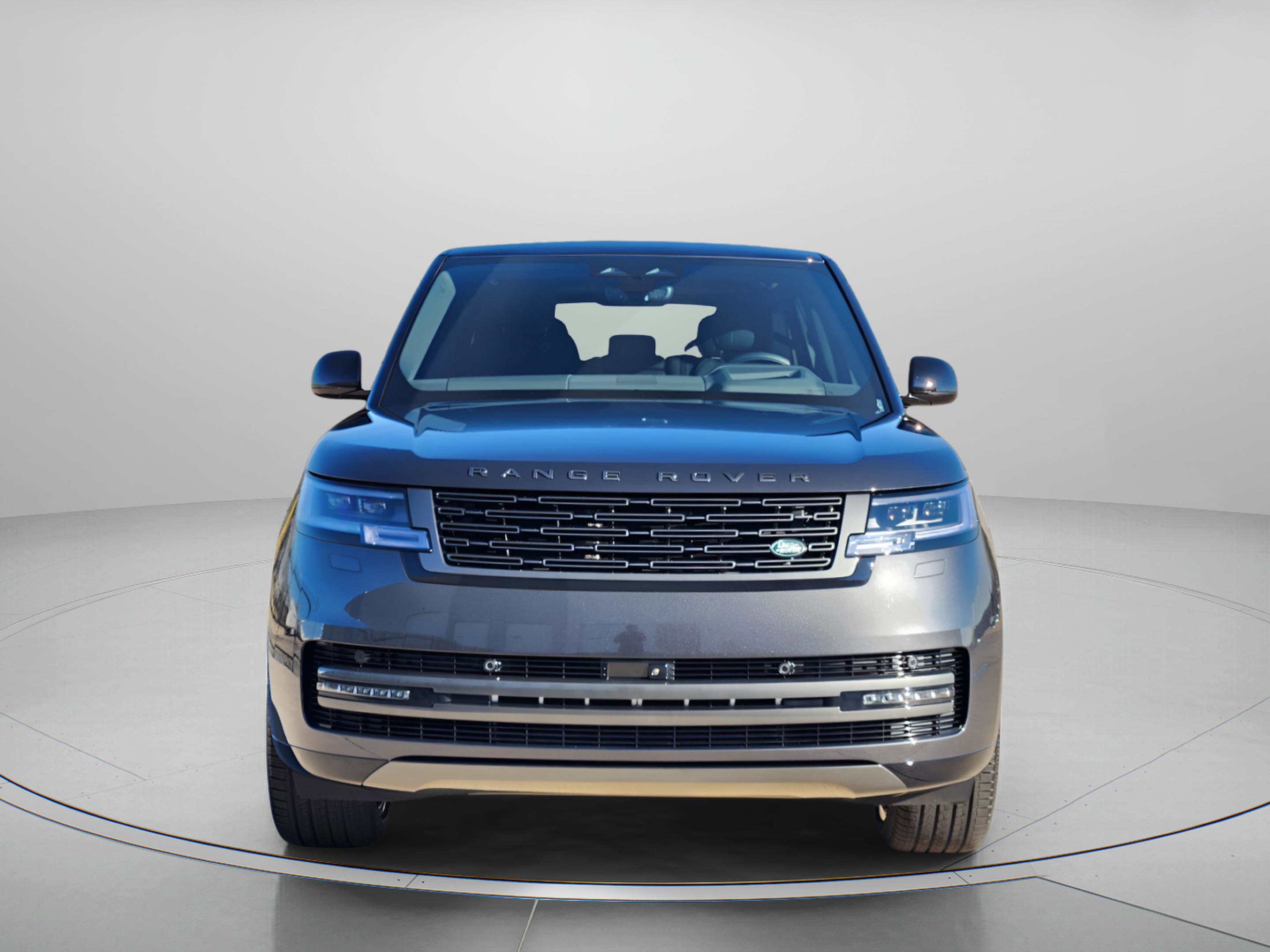 New 2026 Land Rover Range Rover Long Wheelbase SE AWD/4WD image 6