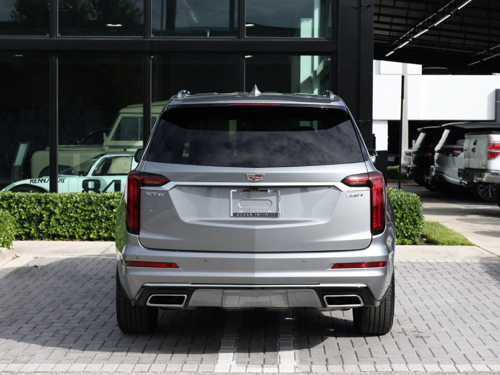 Used 2025 Cadillac XT6 Luxury FWD image 6