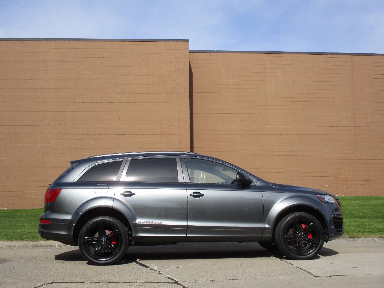 Used 2015 Audi Q7 3.0T S line Prestige w/ Sport Edition AWD/4WD image 10