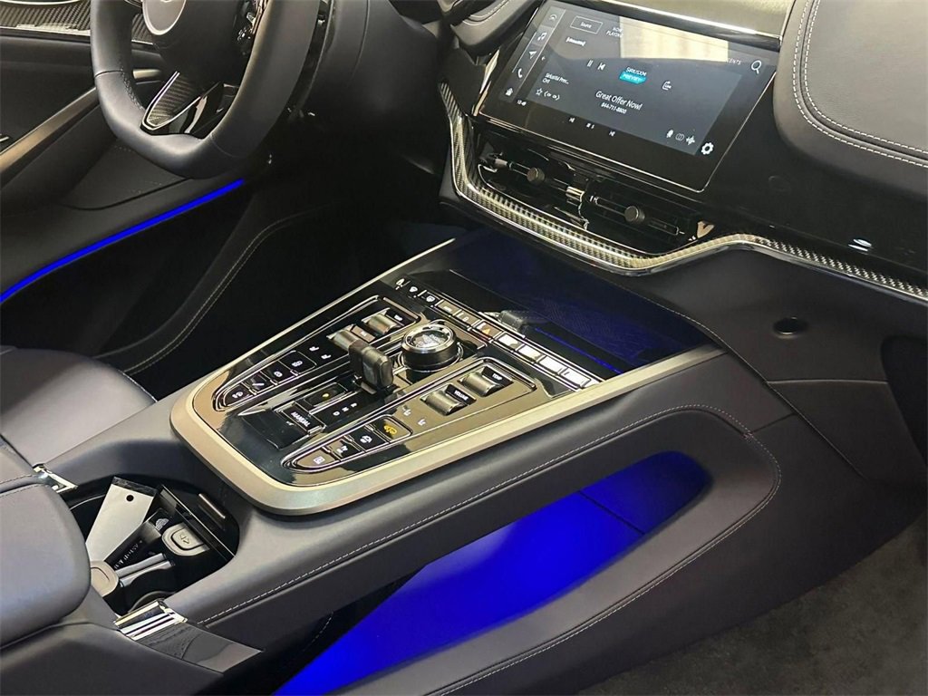 New 2026 Aston Martin DBX 707 image 16