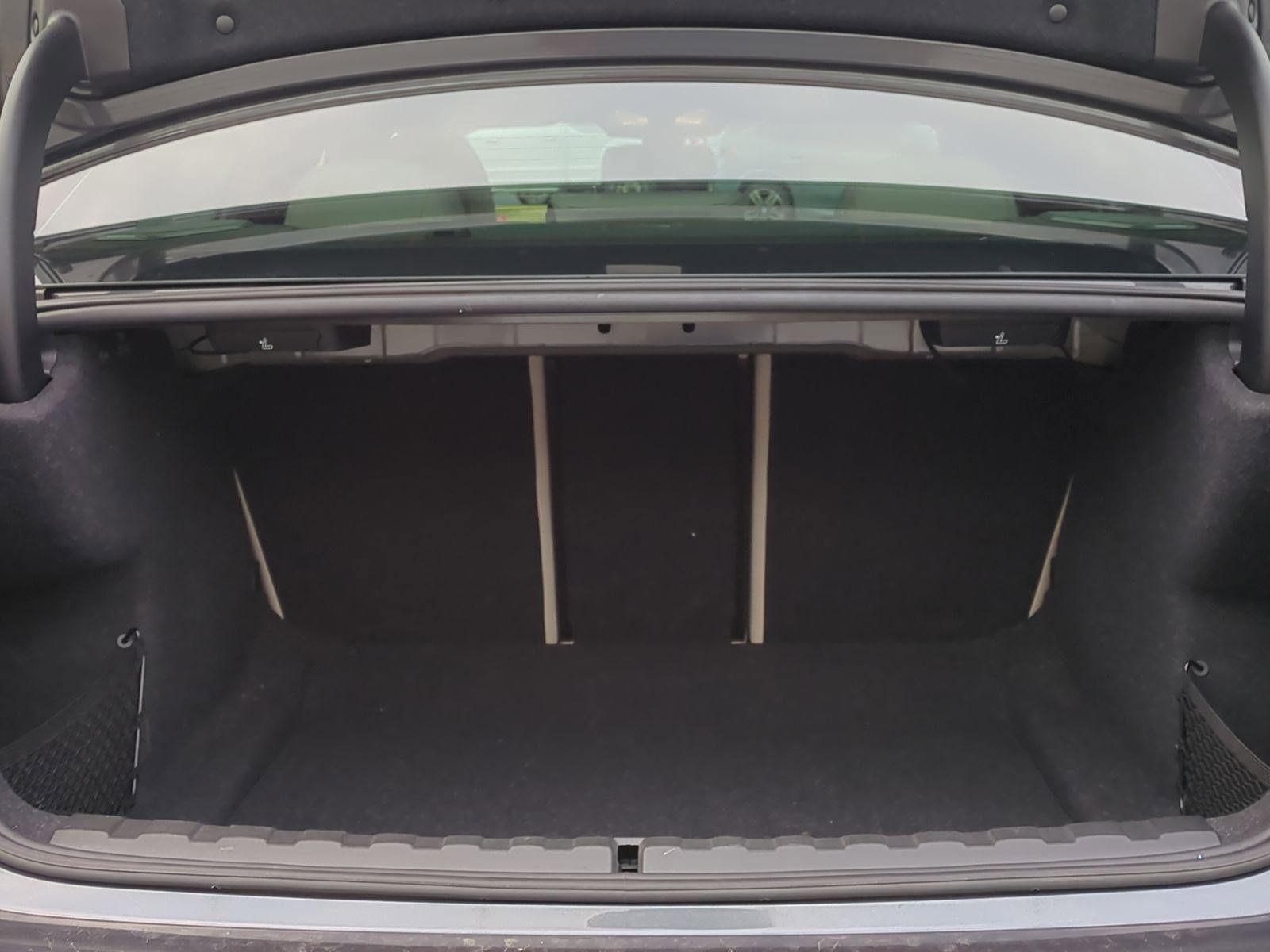 Used 2020 BMW 330i xDrive Sedan w/ Executive Package image 32