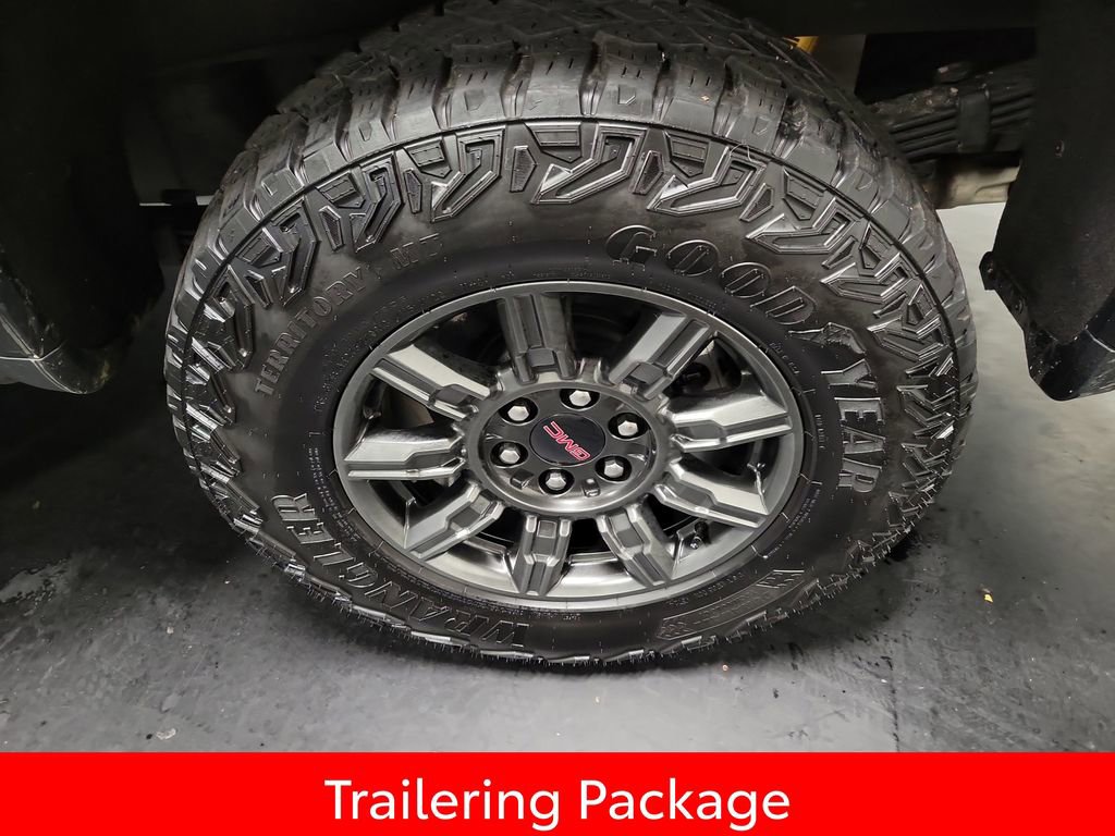 Used 2025 GMC Sierra 1500 AT4X AWD/4WD image 10