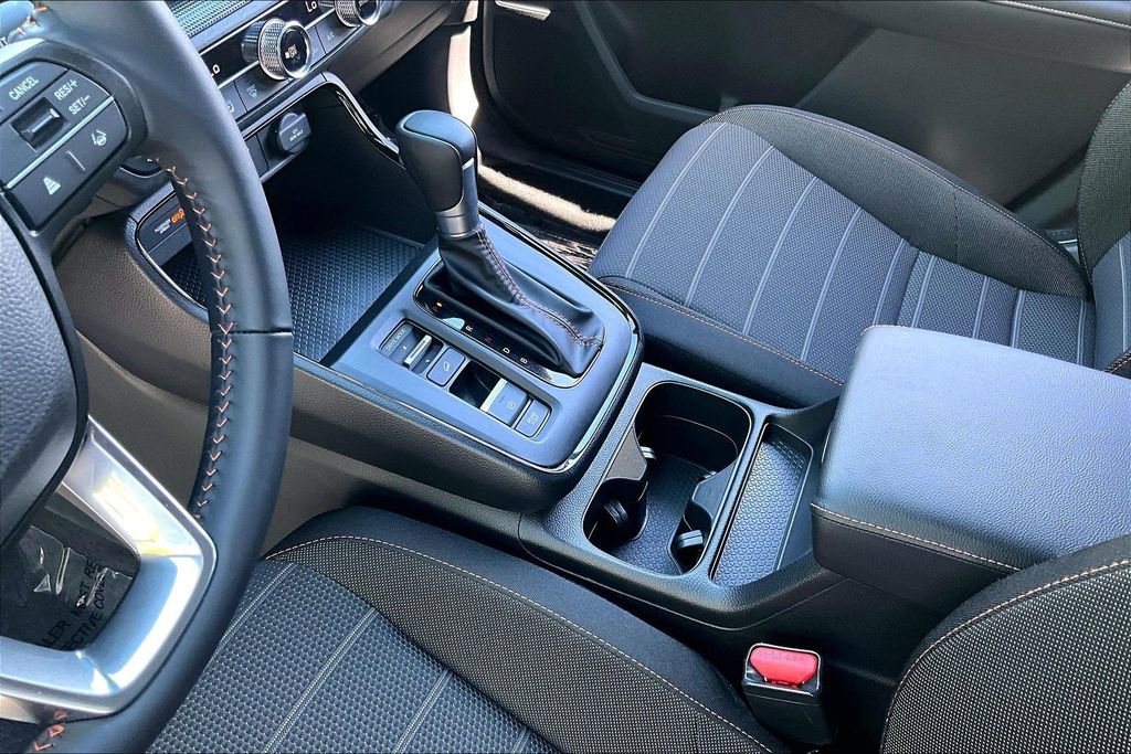 Used 2025 Honda CR-V Sport image 15