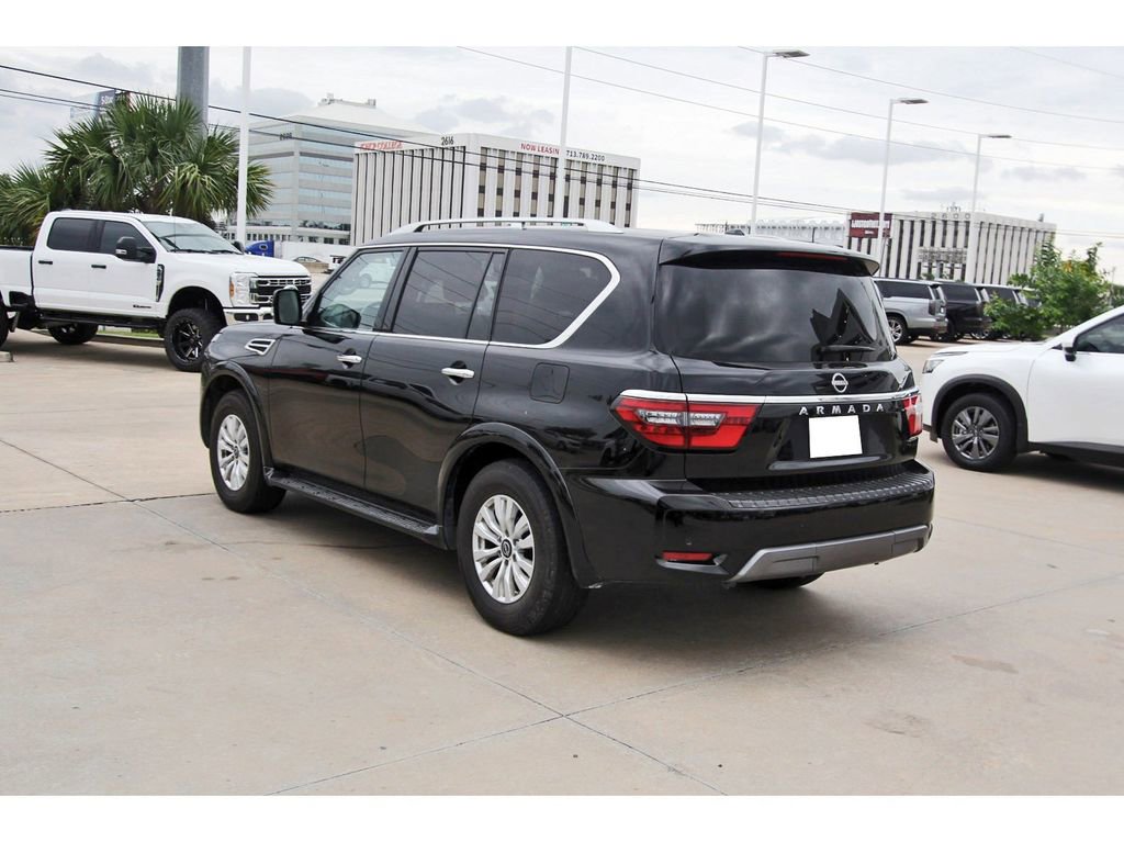 Used 2024 Nissan Armada SV image 4