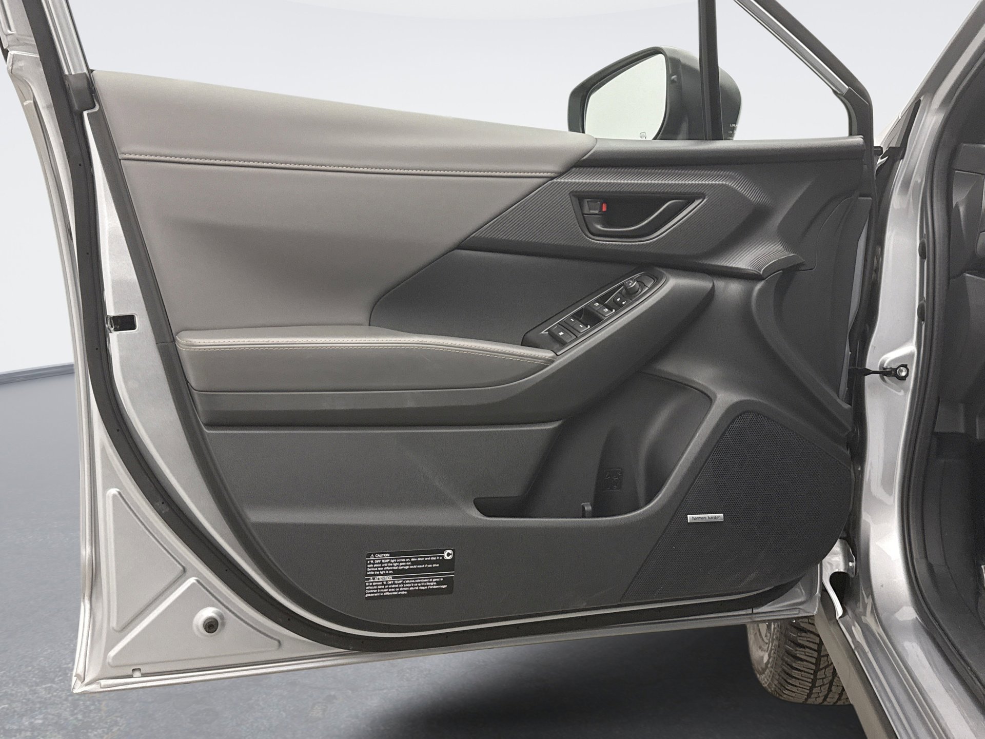 Used 2025 Subaru Crosstrek 2.5i Wilderness AWD/4WD image 9