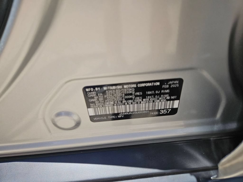 Used 2025 Mitsubishi Outlander Sport SE AWD/4WD image 31