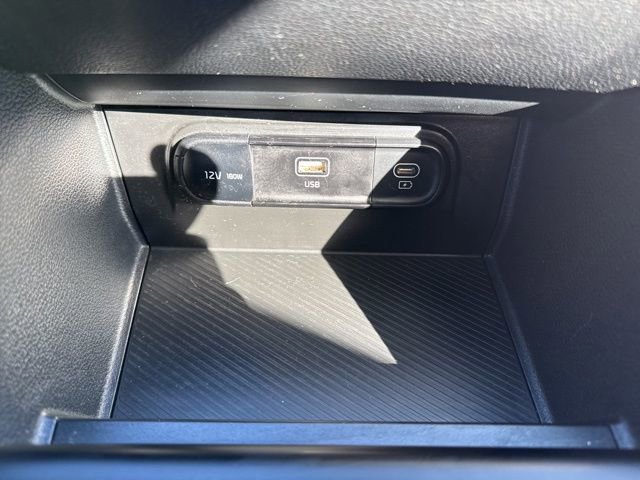 Used 2024 Kia Sportage LX image 31