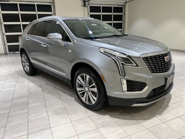 Used 2024 Cadillac XT5 Premium Luxury w/ Technology Package FWD image 7