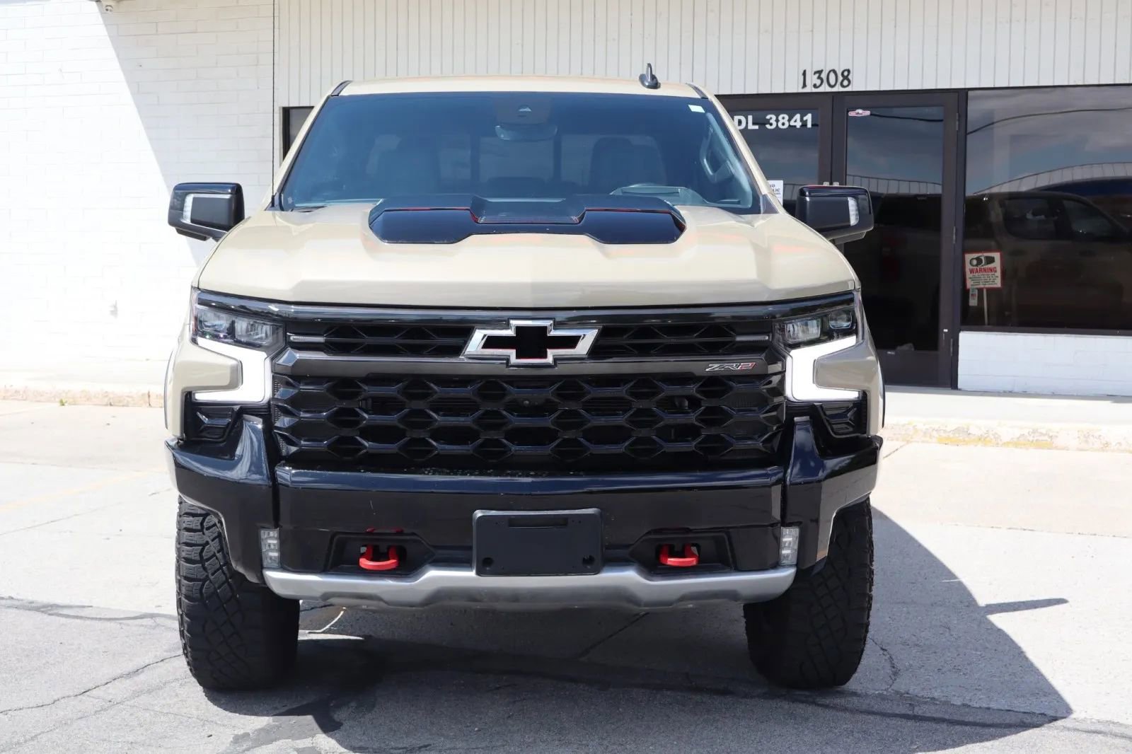 Used 2023 Chevrolet Silverado 1500 ZR2 w/ Technology Package image 3
