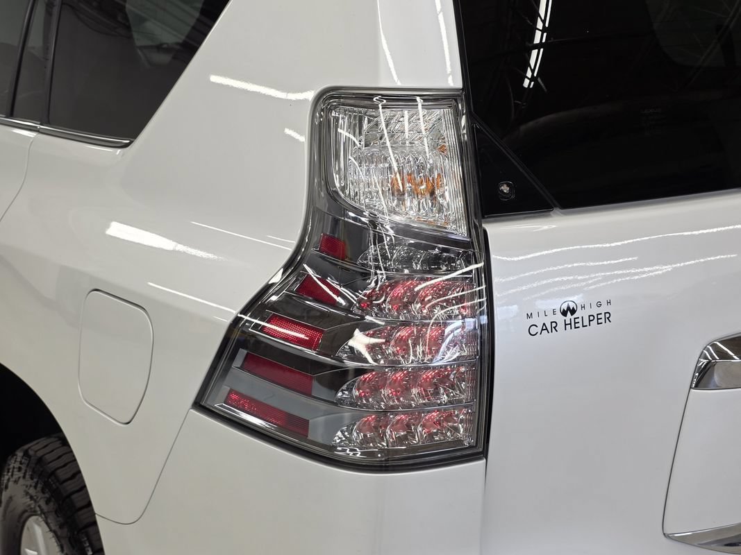 Used 2018 Lexus GX 460 Premium w/ Premium Package AWD/4WD image 42
