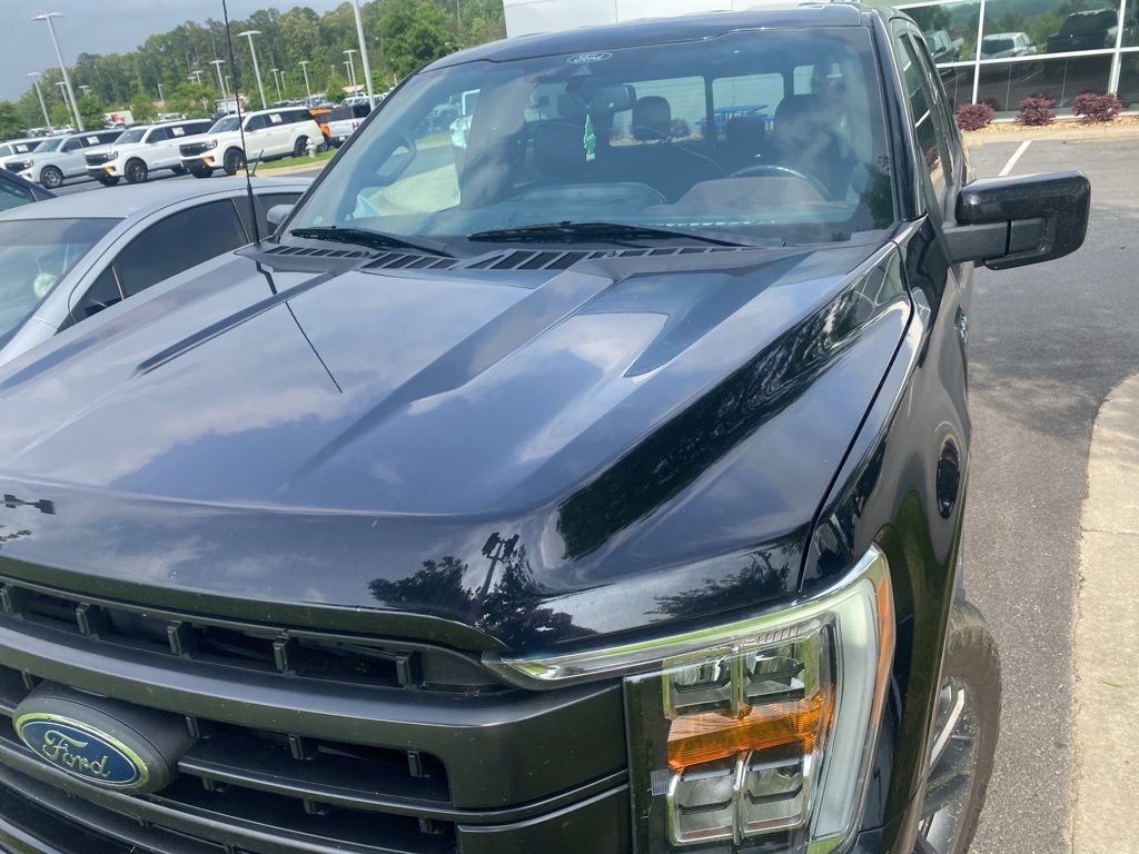 Used 2021 Ford F150 Lariat AWD/4WD image 2