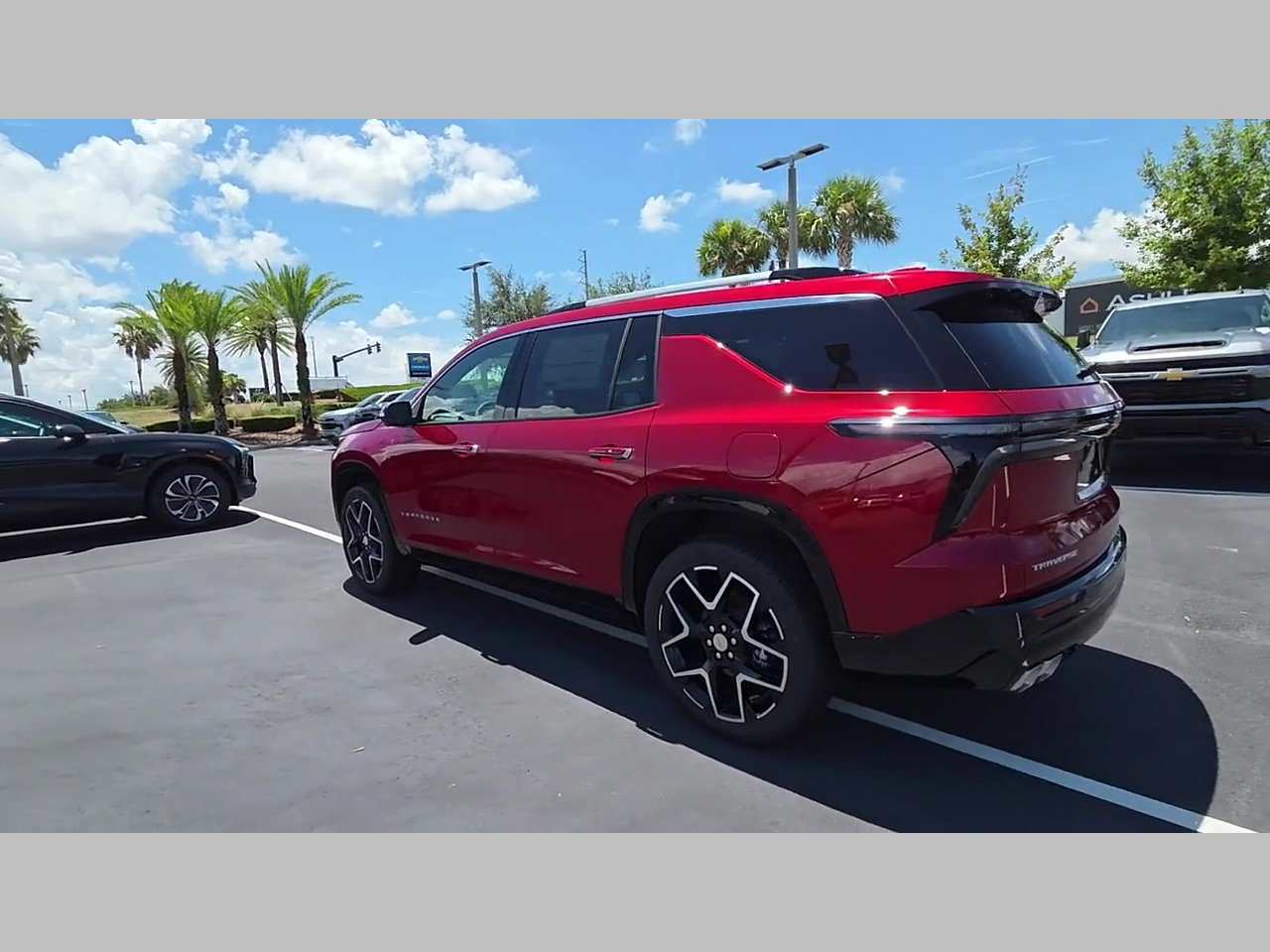 New 2026 Chevrolet Traverse High Country FWD image 21