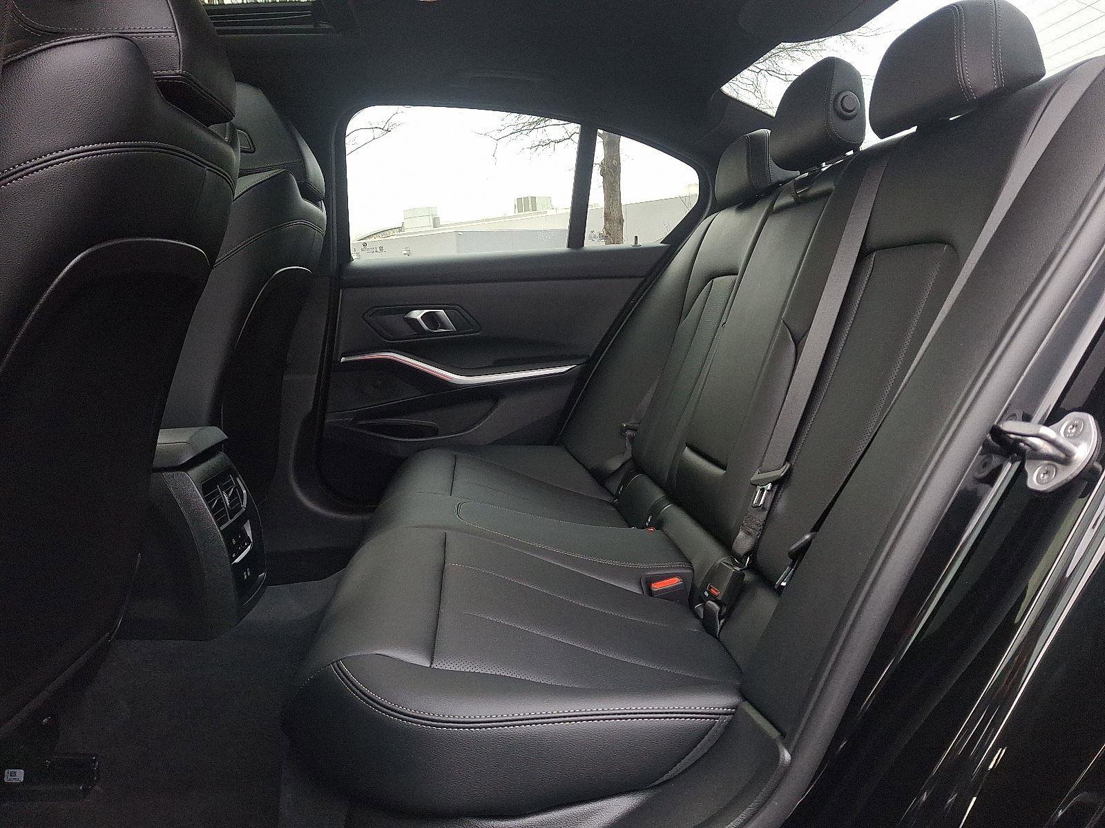 Used 2025 BMW 330i xDrive Sedan image 10