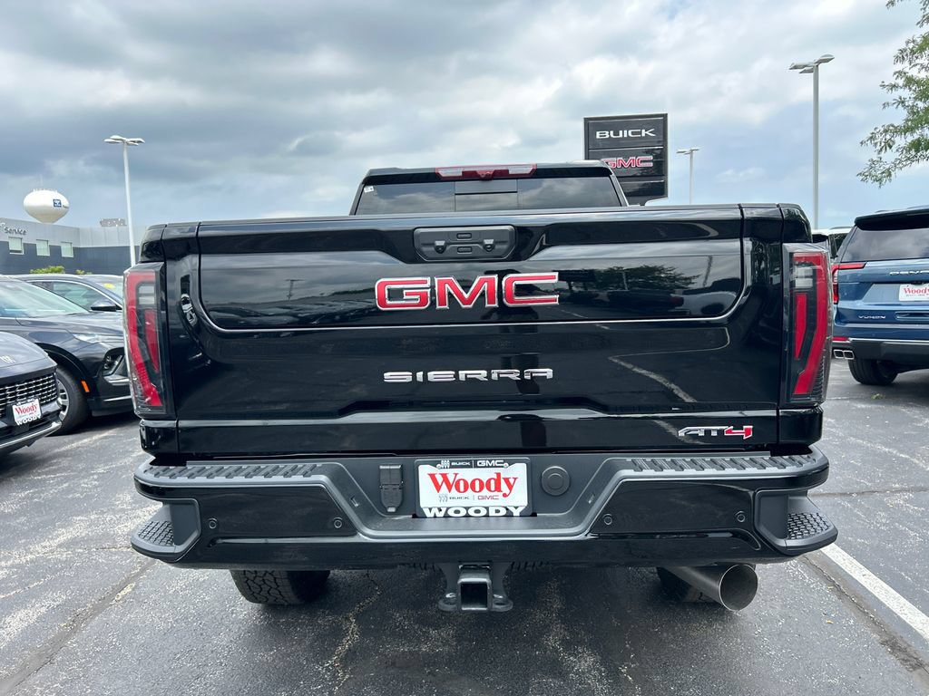 New 2026 GMC Sierra 2500 AT4 w/ AT4 Premium Plus Package AWD/4WD image 9
