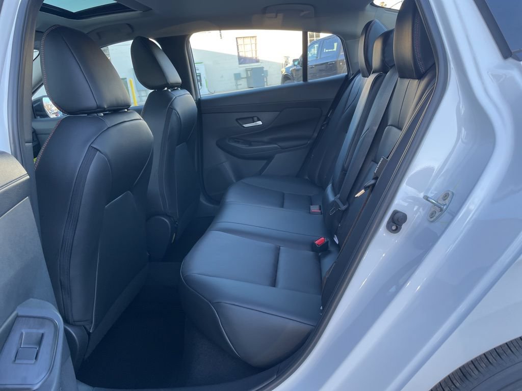 New 2026 Nissan Sentra SR w/ SR Premium Package FWD image 23