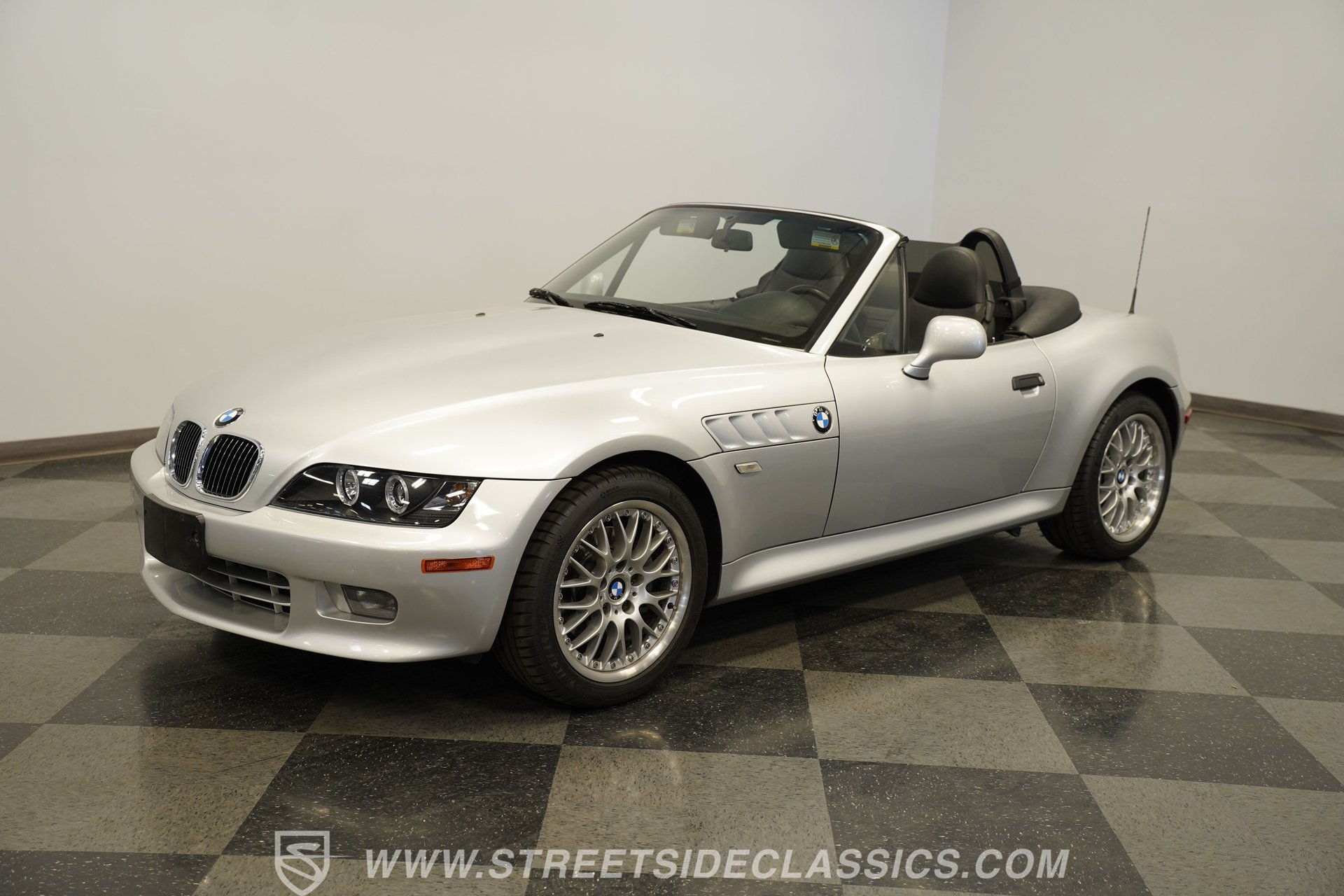 Used 2001 BMW Z3 3.0i RWD image 19