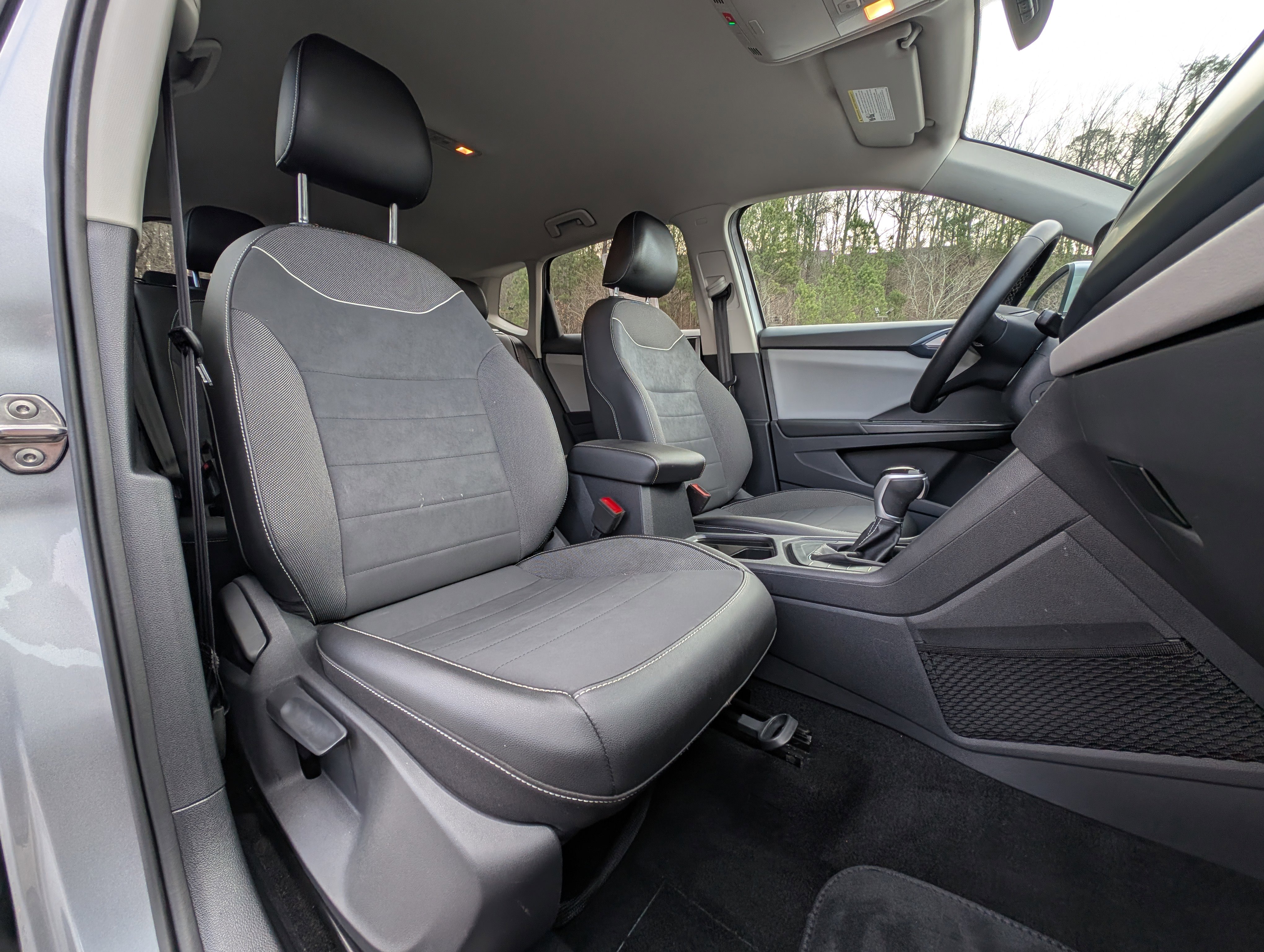 Used 2023 Volkswagen Taos SE w/ Black Wheel Package image 20