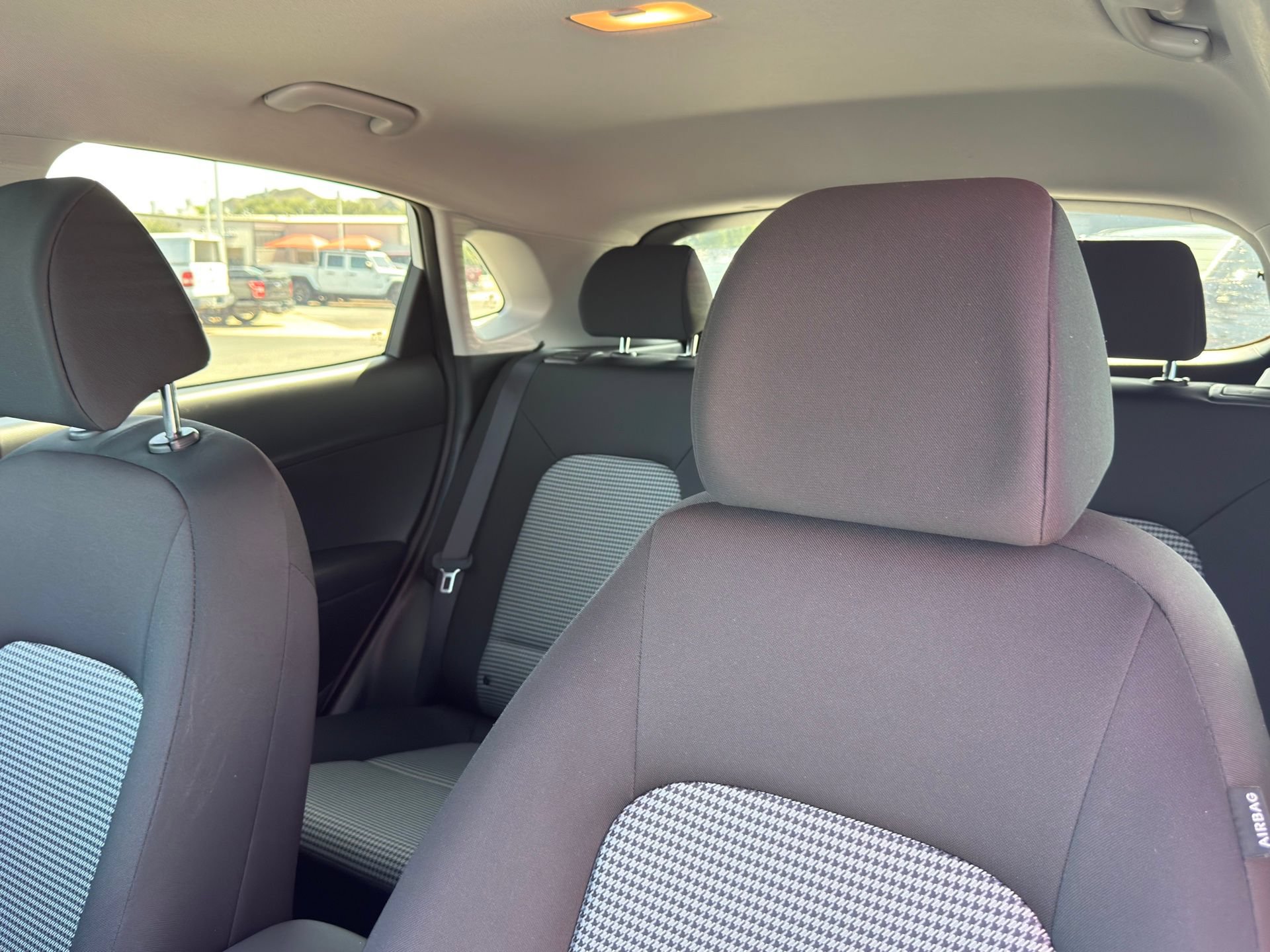 Used 2020 Hyundai Kona SE FWD image 11